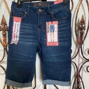 Stretchy Bermuda Jean shorts.